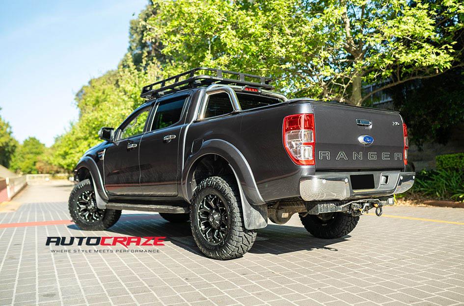 FORD RANGER ASSAULT GLOSS BLACK MILLED ACCENTS